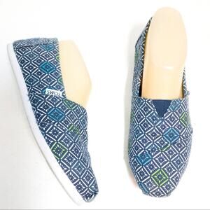 Toms Alpargata slip on casual geometric canvas flats 7.5